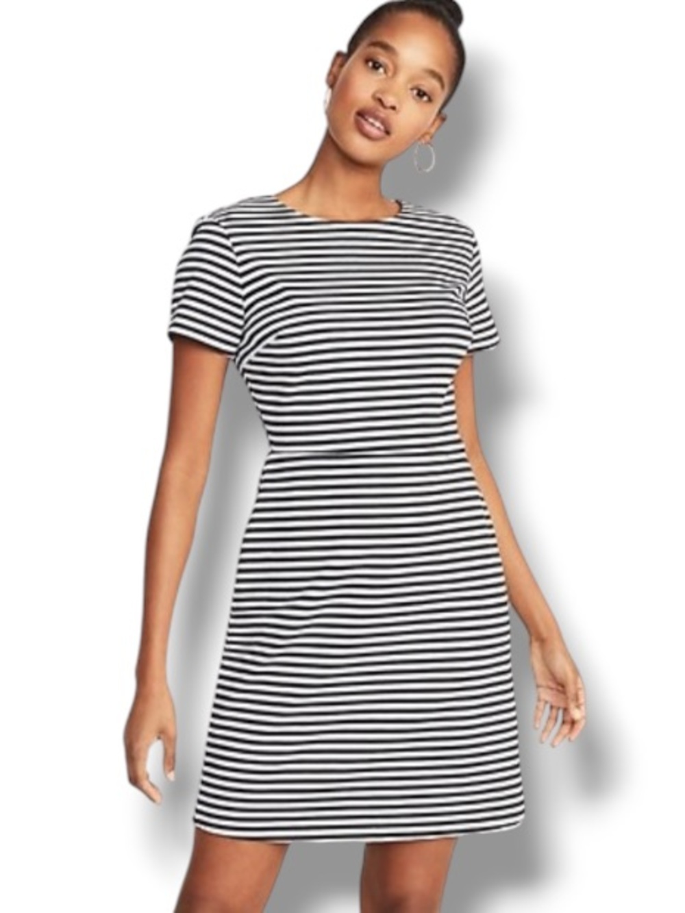 Old Navy Women’s Ponte-Knit Sheath Black & White Striped Short Sleeve Dress